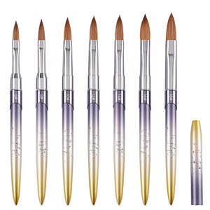 Pinceau pointu portable en poils de vison avec manche en métal doré pour la sculpture de poudre et le nail art, idéal pour les salons - Product Image 5