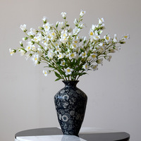 Fleurs artificielles en soie de haute qualité pour carillons éoliens, décorations de bureau et arrangements floraux tendance en ligne – Vente en gros
