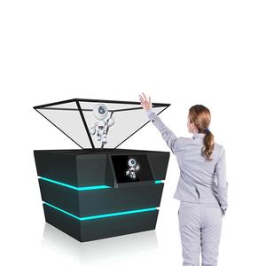 Vitrine holographique LCD 3D à 360 degrés, directement de l'usine, pour les expositions muséales, les magasins de détail, les ascenseurs, l'affichage publicitaire - Product Image 1