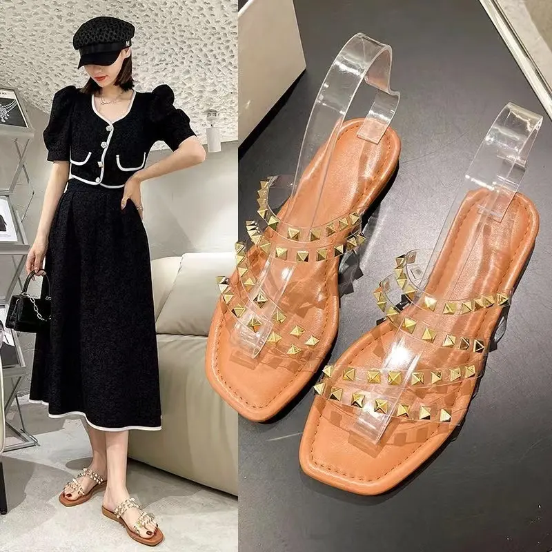 Grosir Pu Slide Sepatu Datar Wanita Mode Sepatu Gaun Wanita Slip On Sandal Pantai dengan Keling