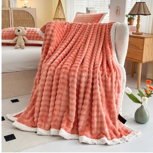 Manta de cama de <span class=keywords><strong>franela</strong></span> de doble capa de estilo nórdico QUNZHEN, borde pesado, cubierta de aire acondicionado de lana gruesa para Otoño e Invierno - Product Image 5