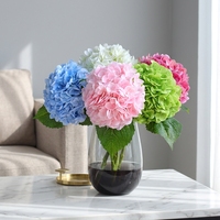 Buket Bunga Hydrangea Sutra Kecil Buatan Berkualitas Tinggi dengan Tekstur Menyerupai Asli; Bunga Kering yang Menyerupai Asli untuk Ruang Tamu dan Meja Makan