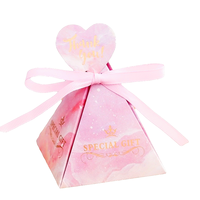 Vente en gros, top ventes, petites boîtes roses pour fêtes d'anniversaire, triangle, boîtes de mariage, boîte cadeau avec ruban et étiquette