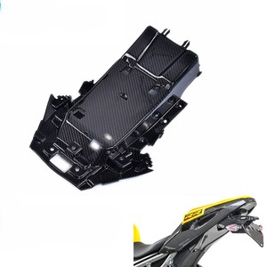 Soporte de carenado trasero de fibra de carbono seca 3K para la bandeja debajo del asiento para BMW S1000RR 2019-2026 - Product Image 1
