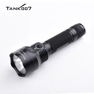 Tank007-linterna Led táctica de defensa al aire libre, luz led de alto brillo, gran oferta, PT12