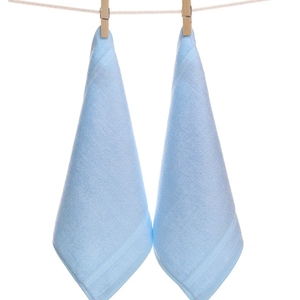 Prix de gros 25x25 cm 10*10 pouces Serviette en <span class=keywords><strong>tissu</strong></span> éponge de <span class=keywords><strong>bambou</strong></span> tissé à séchage rapide pour enfant, lingettes de bain, lingettes pour nouveau-né, lingettes compressées unies pour chambre - Product Image 3