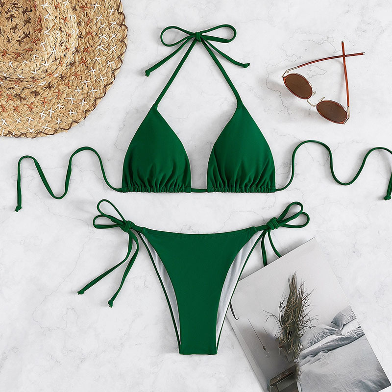 Vert foncé