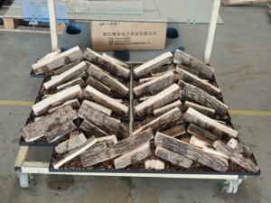 Résine céramique <span class=keywords><strong>Imitation</strong></span> réaliste de bûches de bois Cheminées électriques scintillantes simulées - Product Image 2