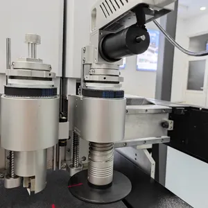 Vật liệu composite tiên tiến sợi carbon sợi thủy tinh vật liệu chống cháy máy cắt CNC Máy cắt