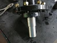 Joint d'essieu de roue, pour montage d'axe, mat