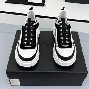 Zapatillas Casuales de Diseñador de Moda 2026 con Logotipo de Alta Costura, Tendencia de Moda, Zapatos para Caminar de Primera Calidad, Varias Series CC - Product Image 3