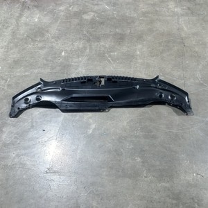 Placa protectora superior del tanque de agua Lexus Is500 Isf 5329553080 para el modelo 2020, pieza de repuesto, material PP - Product Image 2