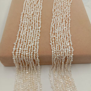 <span class=keywords><strong>4</strong></span>-5mm AA + Mini perla de agua dulce barroca suelta en hebra Venta al por mayor hebra de perlas de agua dulce - Product Image 4