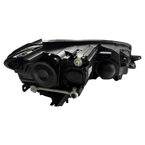 Faros LED Nuevos de Fábrica Yurunxiang 17-20 para Golf 7.5, Luces de Conducción con Señales de Giro Dinámicas, 12V, 1 Año de Garantía, 5000K, 10000 Lúmenes - Product Image 4