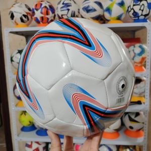 Balón de Fútbol Personalizado de Alta Calidad al por Mayor, 5 Tamaños, para Entrenamiento Deportivo - Product Image 2