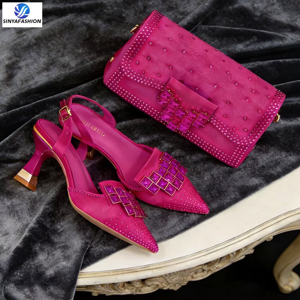 SAB 1577-6 Rose Red