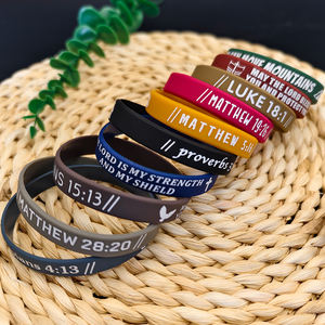 Biblia religiosa Citas inspiradoras Pulsera Diseño personalizado logo Festival Regalos Pulsera de silicona personalizada - Product Image 3