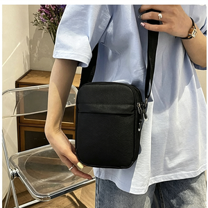 18ss <span class=keywords><strong>44th</strong></span> กระเป๋าสะพายข้างผู้ชาย กระเป๋าสะพายไหล่ผู้ชาย กระเป๋าซิป กระเป๋าสะพายข้าง - Product Image 1