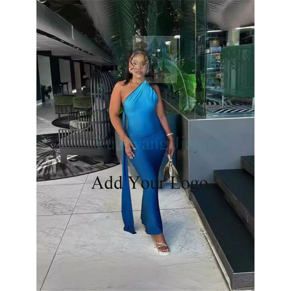 Sexy Dress Changing - Diverse Women's Fashion Solutions