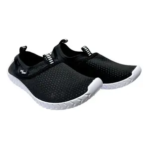 Scarpe Acquatiche Bresa 023 con Tomaia in Rete e Suola in Gomma, Leggere per l'Estate e la Spiaggia - Product Image 1