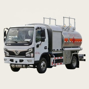 Camion-citerne à essence Donfeng Small 5000 6000L 5T 6T, camion de livraison de <span class=keywords><strong>carburant</strong></span> spécial, prix <span class=keywords><strong>le</strong></span> plus bas - Product Image 1