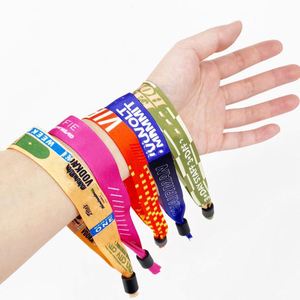 สายรัดข้อมือผ้าแจ็คการ์ดโพลีเอสเตอร์สำหรับงานเทศกาล งานแต่งงาน งานปาร์ตี้ พร้อมตัวล็อคแบบสไลด์ ราคาประหยัด โปรโมชั่นพิเศษ - Product Image 1