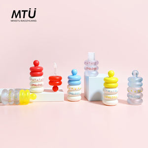 Emballage de gloss à lèvres avec logo personnalisé et porte-clés, emballage d'huile à lèvres de 3,5 ml, design d'emballage, tubes en plastique à bouchon à vis mignons, vente en gros d'usine - Product Image 1