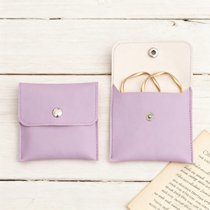 Pochette à bijoux en cuir PU de luxe de 8*8 cm, couleur personnalisée, vente en gros, pour bague, bracelet, collier - Product Image 6