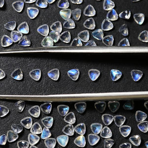 Labradorita natural, <span class=keywords><strong>piedra</strong></span> desnuda, <span class=keywords><strong>piedra</strong></span> lunar azul, Cuadrado gordo, 3X3mm, cuerpo <span class=keywords><strong>de</strong></span> <span class=keywords><strong>piedra</strong></span> desnuda, translúcido, fabricantes fuertes, venta al por mayor - Product Image 4