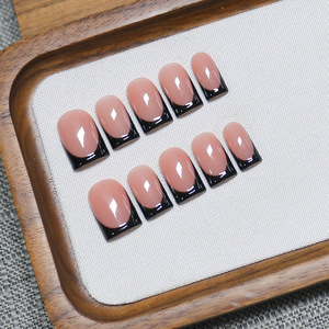 Faux Ongles Carrés Micro <span class=keywords><strong>French</strong></span> Faits Main 10 Pièces <span class=keywords><strong>Noir</strong></span> Nude avec Couche Brillante – Kit Minimaliste pour <span class=keywords><strong>Manucure</strong></span> Française - Product Image 4