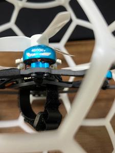 Equipo <span class=keywords><strong>de</strong></span> Entrenamiento <span class=keywords><strong>de</strong></span> Drones <span class=keywords><strong>de</strong></span> Fútbol Aéreo Competitivo Flying North, Aeronave <span class=keywords><strong>de</strong></span> Control Remoto para Estudiantes, Motor sin Escobillas, Cuatro Ejes - Product Image 4