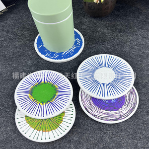 Posavasos Redondos de Cerámica Roja Fujian Huatian, Estilo Nórdico, Diseño Floral, Impresión Serigráfica, Aislantes del Calor - Product Image 1