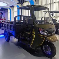 Tricycle motorisé à essence robuste de 250 cm³, à benne ouverte, capacité de 2000 kg, vitesse de 60 km/h, certifié ISO 9001