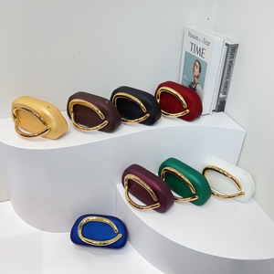 Borsa a Tracolla da Donna in Pelle PU di Lusso, Colore Caffè, con Catena e Manico in Metallo, Facile da Abbinare, per Inverno ed Estate - Product Image 3