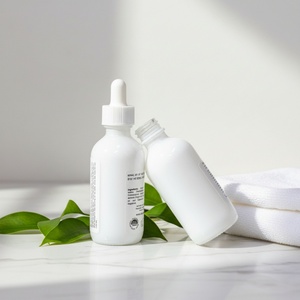 ขวดน้ำมันหอมระเหยขนาด 1 ออนซ์ สีขาว สำหรับผลิตภัณฑ์ดูแลผิวหน้าและเครา ทรงบอสตัน ขนาด 30 มล. 60 มล. ขวดแก้วแบบหยดพร้อมหลอดหยดสำหรับเซรั่ม - Product Image 1