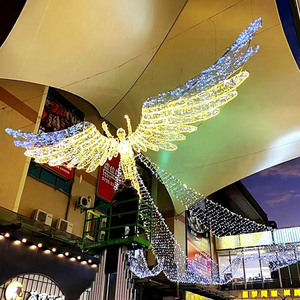 Lampadaires de Noël en forme d'ailes d'ange : Ajoutez une lueur festive douce aux jardins d'hôtels, centres commerciaux et expositions de festivals d'hiver - Product Image 1