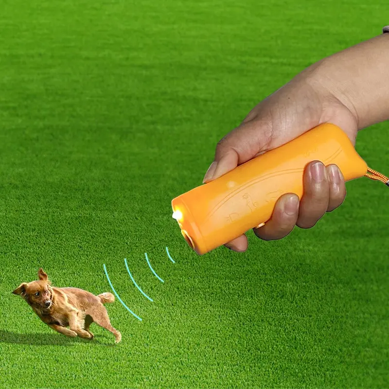 CCTV has repeatedly reported on a new version of the battery's 3 Modes 9V ultrasonic dog repellent device with a LED flashlight