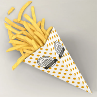 Sac résistant à l'huile puces triangulaires cônes alimentaires avec poche de trempage boîte à churro cônes de frites en papier kraft avec compartiment à sauce à tremper