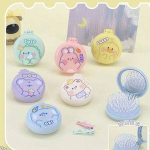 Cute Round Makeup <b>Mirror</b> With Comb Portable Folding <b>Mirror</b> For Travel And Daily Use - Product Image 3