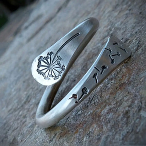 Anello da Donna Boho Vintage con Design Unico a Forma di Soffione, Regolabile e Aperto - Product Image 5