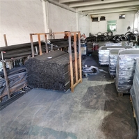 Point de vente au détail métal 3 côtés treillis métallique pantoufles suspendues plateau tournant Triangle debout présentoir rotatif