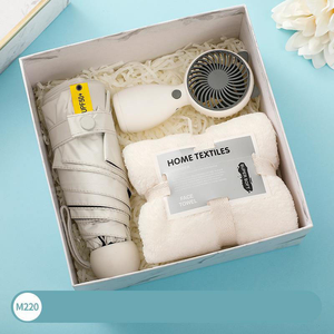 Set Regalo Estivo Personalizzato All'Ingrosso: Cappello da Sole e Ombrello per Apprezzamento Dipendenti/Clienti - Pacchetti Regalo Estivi Personalizzati - Product Image 6