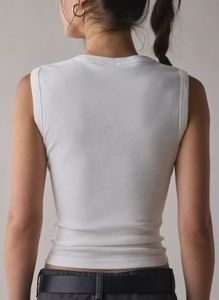 女性用スリムフィットリブコットンスパンデックスベストスクエアクルーネックタンクトップショートロング丈オプションナイロン生地INSヒートプリント - Product Image 3