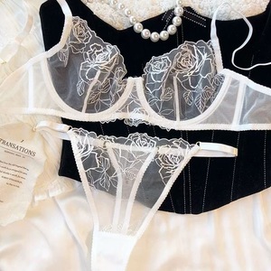 Conjunto de Lencería Bordado con Rosas Blancas, Sujetador con Aros y Tanga de 2 Piezas, Ropa Interior Sexy de Encaje Transparente, Estilo Francés, Lencería Femenina - Product Image 5