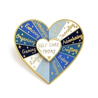 Vente chaude nouveau badge forme de coeur filature paillettes pointeur rotatif or planté dur émail alliage broche en gros épinglette
