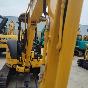 รถขุดขนาดเล็ก Komatsu PC35 มือสอง สภาพดี นำเข้าจากญี่ปุ่น น้ำหนัก 3.5 ตัน รุ่น PC35MR รถขุดไฮดรอลิก เหมาะสำหรับงานสวน - Product Image 6