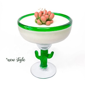 Vaso de <span class=keywords><strong>Margarita</strong></span> Mexicano de 320 ml con Diseño Único de Cactus, Borde Verde, Apto para Lavavajillas, Reciclable, Personalizado, Soplado a Mano - Product Image 1