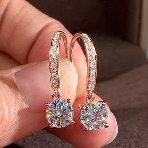 Orecchini Pendenti con Zirconi a Quattro Punte per Donne, Gioielli Scintillanti per Matrimoni e Fidanzamenti - Product Image 3