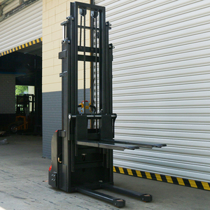 Brand New 2-ton Electric <strong>Stacker</strong> with <strong>Pallet</strong>, CE Certified, Warehouse Specific Electric <strong>Stacker</strong> - Product Image 2
