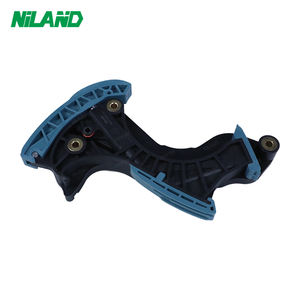 NiLAND <span class=keywords><strong>ricambi</strong></span> <span class=keywords><strong>Auto</strong></span> di alta qualità Kit di copertura della catena di distribuzione 0009932176 per Mercedes Benz 271 motore Vintage Set 7 pezzi - Product Image 3
